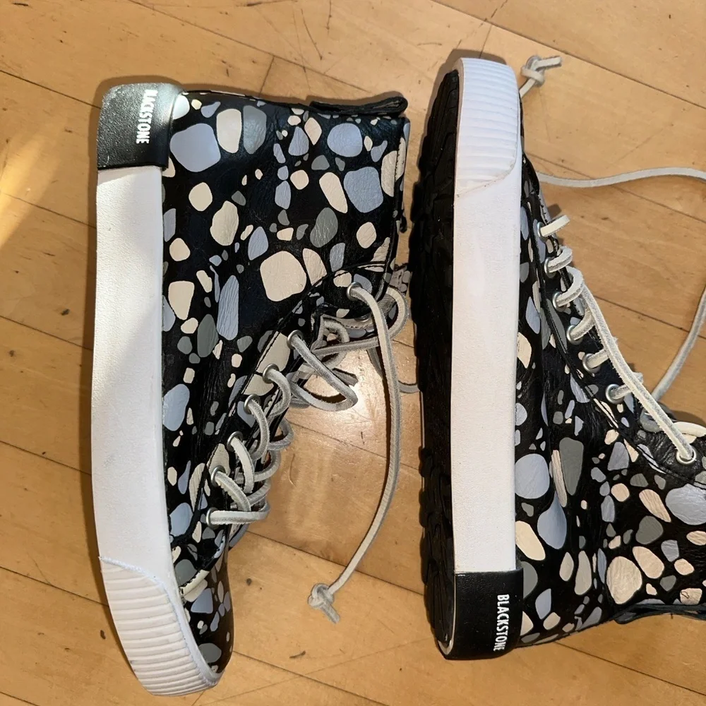 Blackstone RL-77 pebble hi top sneaker, 38/8  CB2329 - Picture 6 of 7